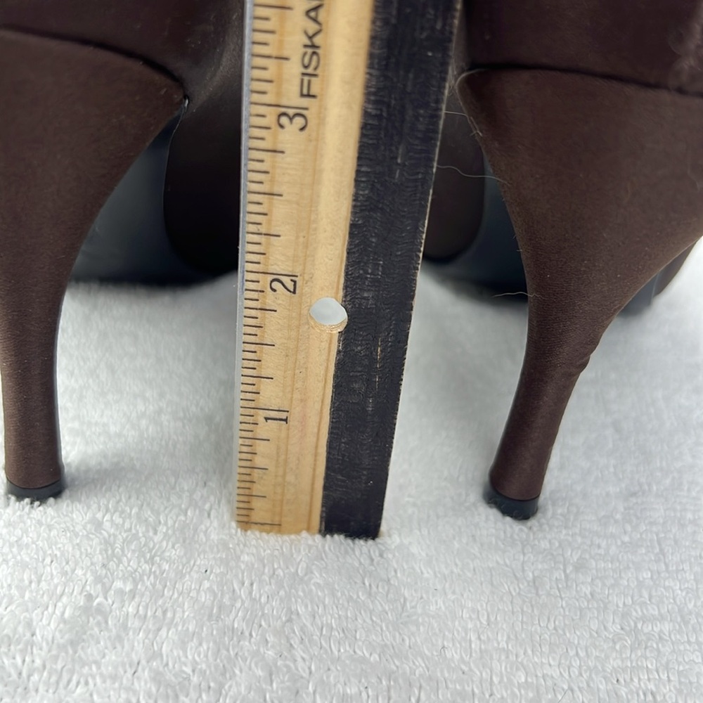 Nina, Elegant Brown Women's Heels - Picture 4 of 5